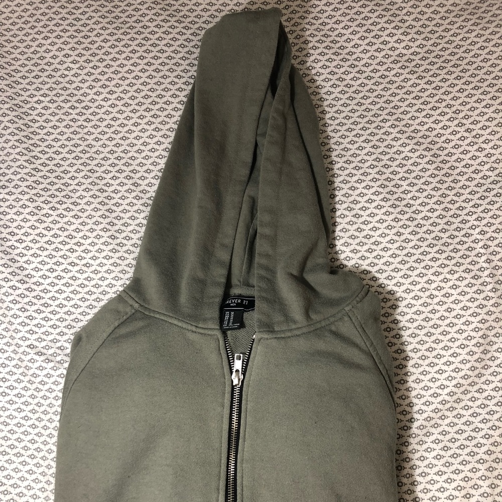 Forever 21 Sweatshirt (M)